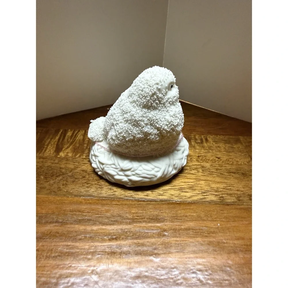 Department 56 Easter 1994 White Porcelain Bird Figurine Boxed. New in Box